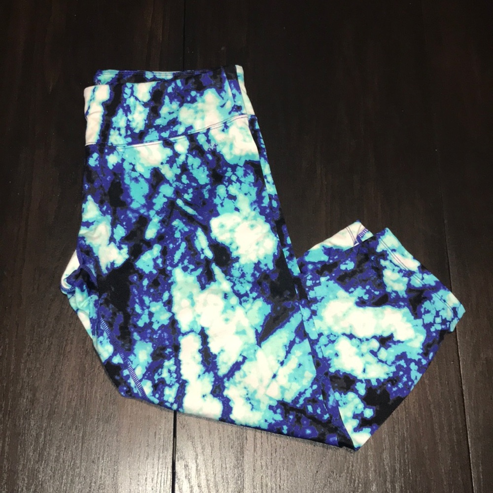 Calvin Klein Performance Quick Dry Capri Leggings